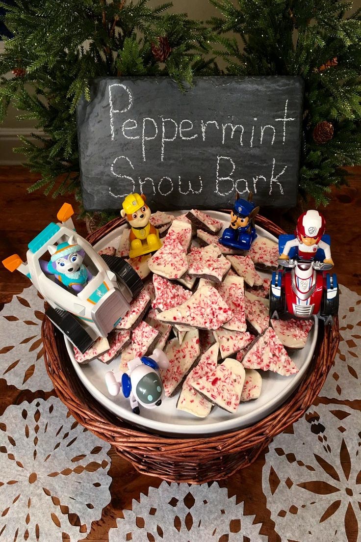Pup-tastic Peppermint Snow Bark